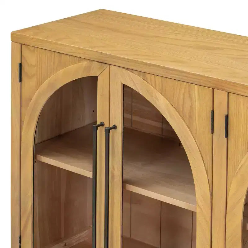 Credenza a 4 ante con ampio spazio contenitivo e ante in vetro e ripiani regolabili