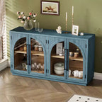 Credenza a 4 ante con ampio spazio contenitivo e ante in vetro e ripiani regolabili