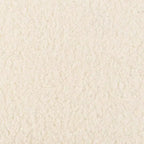 Poltroncina con braccioli Charlotte Wingback in simil montone con struttura in legno di gomma naturale