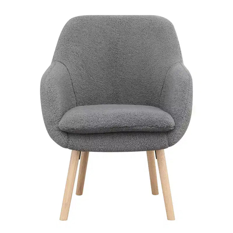 Poltroncina con braccioli Charlotte Wingback in simil montone con struttura in legno di gomma naturale