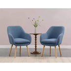 Poltroncina con braccioli Charlotte Wingback in simil montone con struttura in legno di gomma naturale